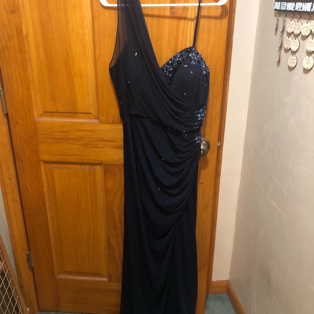 Xscape by Joanna Chen Size 16